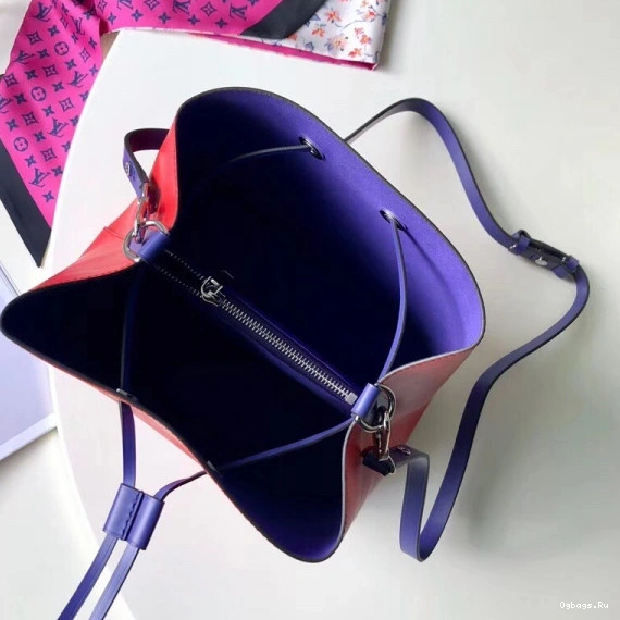 VUITTON LOUIS NÉONOÉ 0421